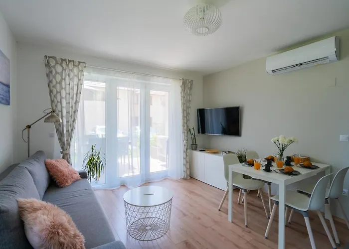 Captain's Kenese Balatonkenese