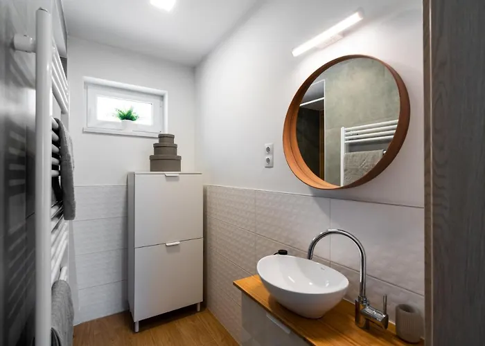 Captain's Kenese * Balatonkenese